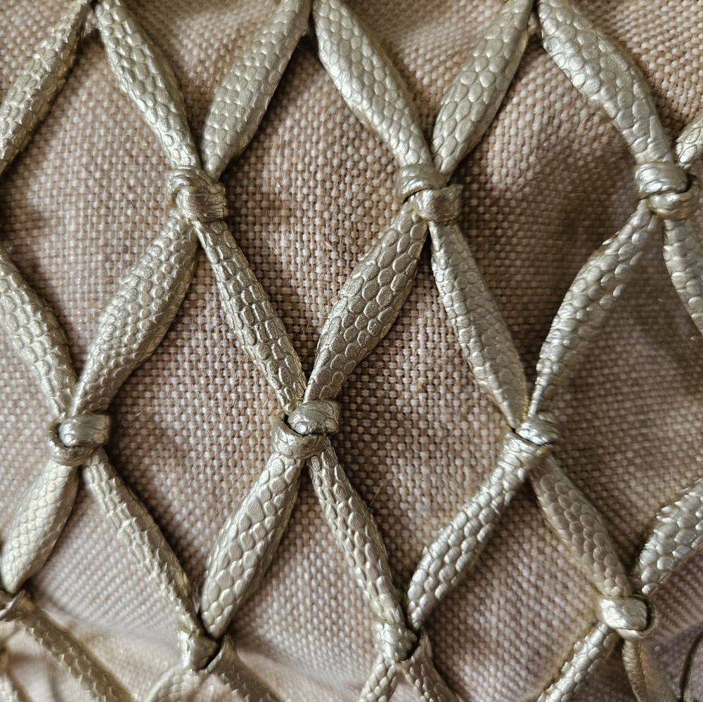 Tianni Metallic Gold Woven Bucket Bag - Picture 7 of 15